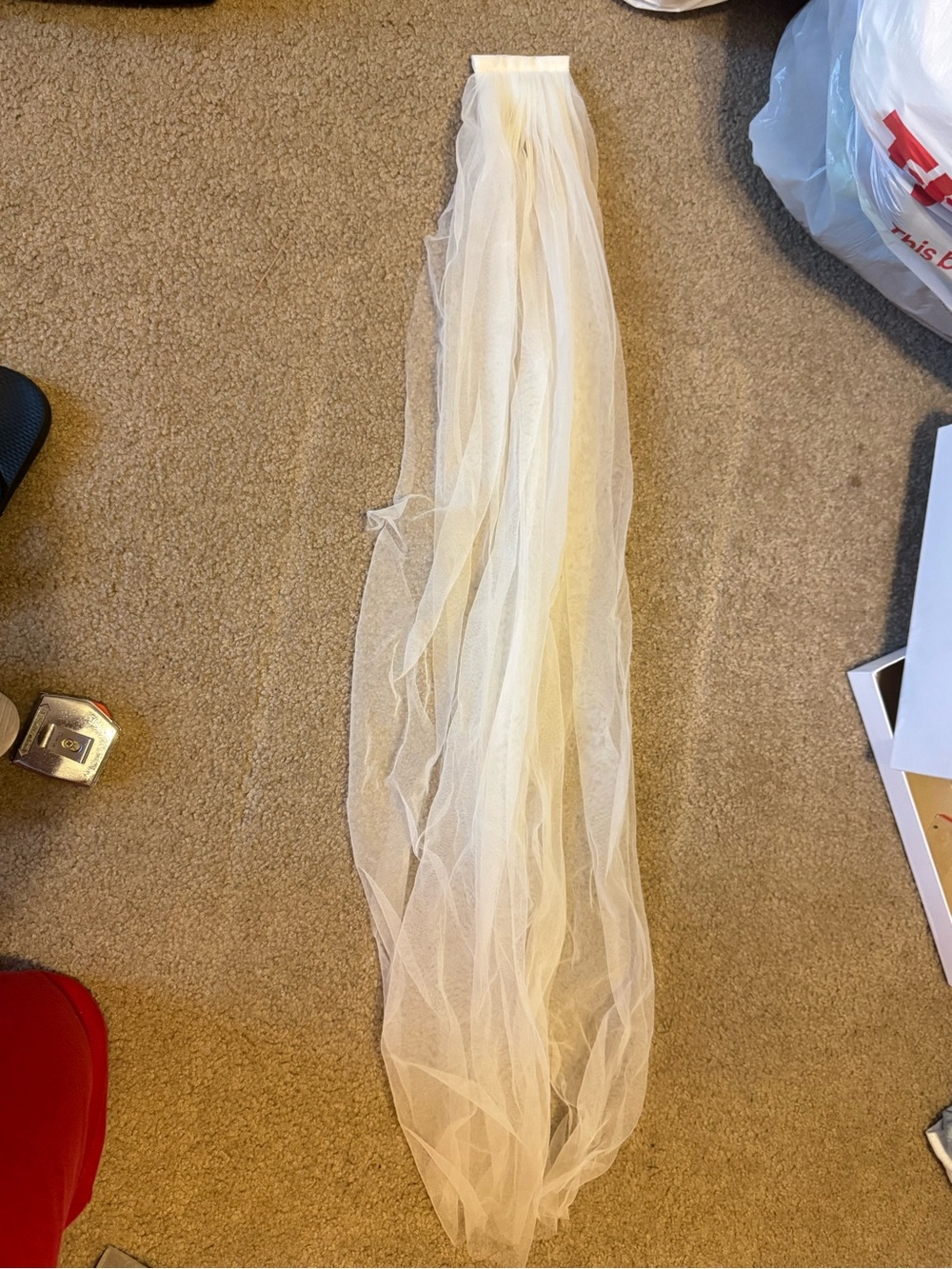 1960s veil (needs steamed) roughly 38inches length